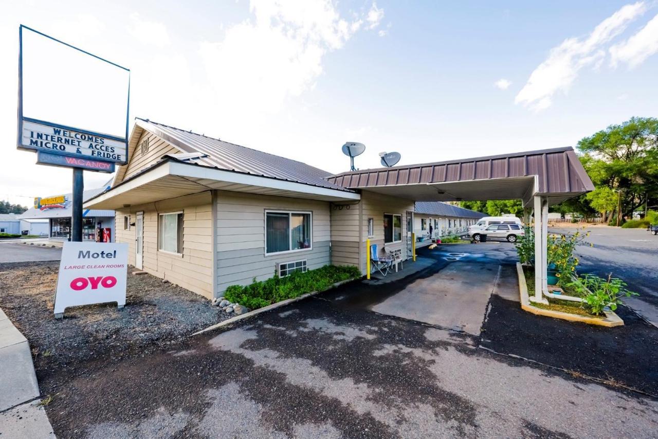 Oyo Riverside Inn John Day Or エクステリア 写真