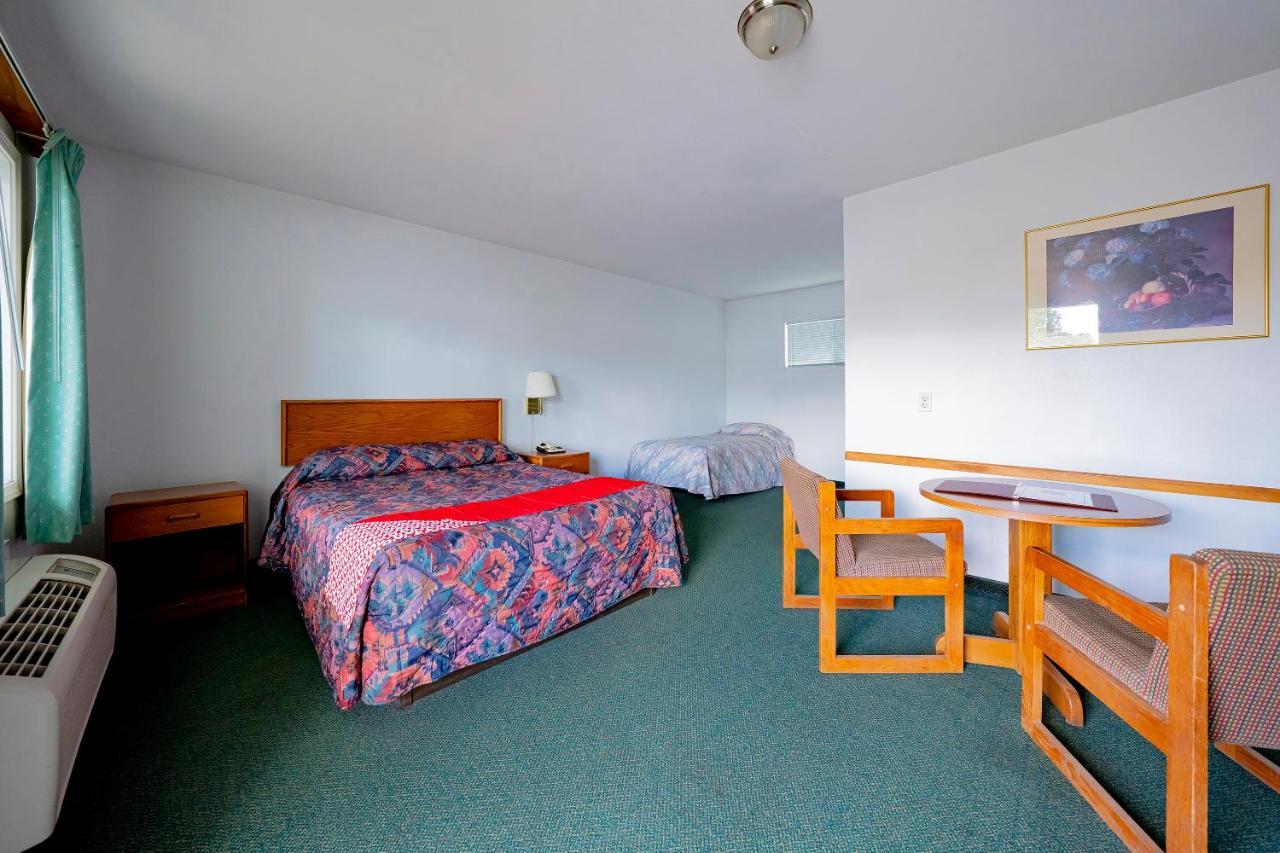 Oyo Riverside Inn John Day Or エクステリア 写真